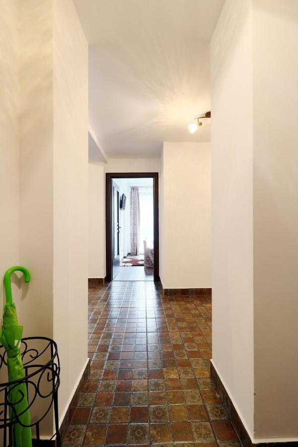 Sofia Apartament Sinaia